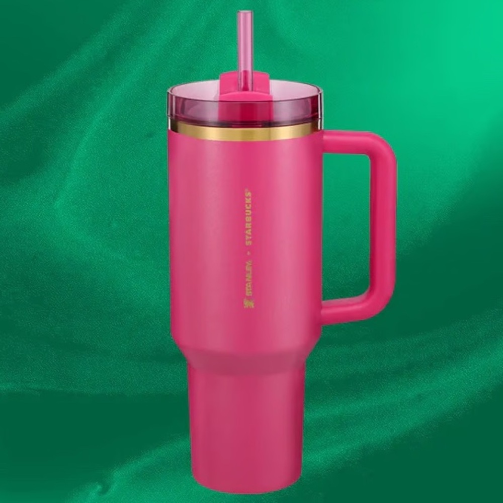 Stanley x Starbucks Limited Edition Winter Berry 40oz Tumbler